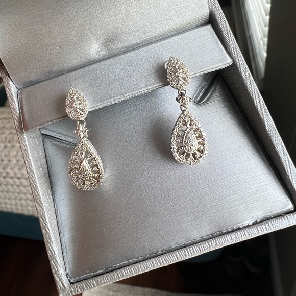Kay Jewelers Jewelry - Diamond Earrings